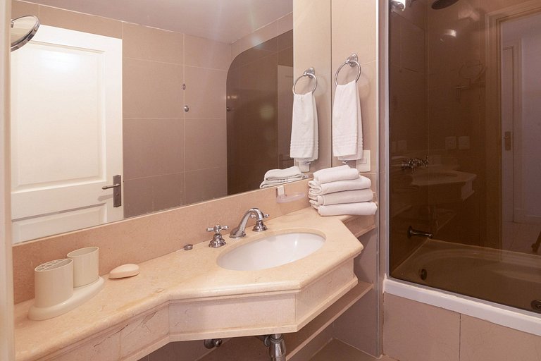 Amazing apartment in Green Park.