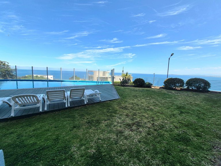 Departamento con vista al mar en Costa de Montemar.