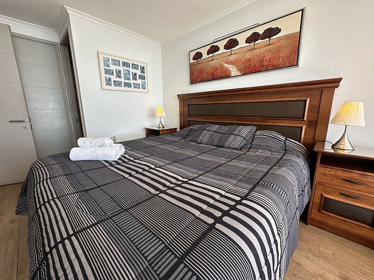 Apartamento com vista para o mar em Costa de Montemar.