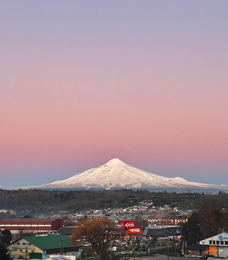 Oceana Suites con vista al volcán Villarrica