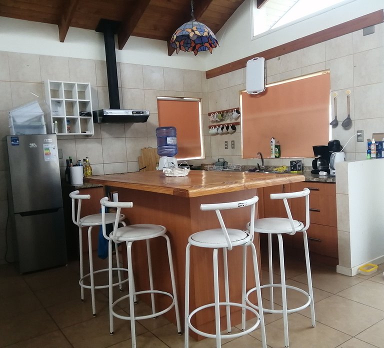 Oceana Suites Limache con Piscina
