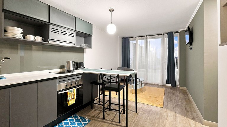 Apartment minutes from Lo Ovalle Metro
