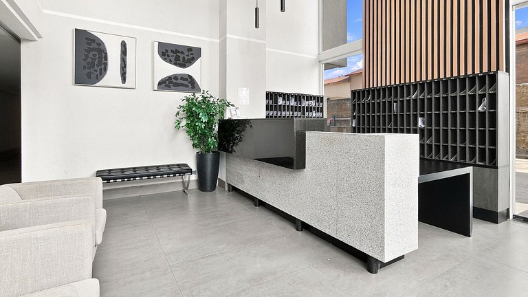 Apartamento a poucos passos do Metrô La Cisterna,
