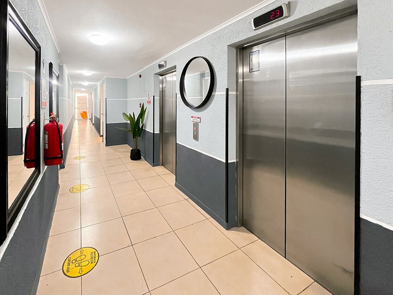 Apartment steps from Parque Almagro Metro