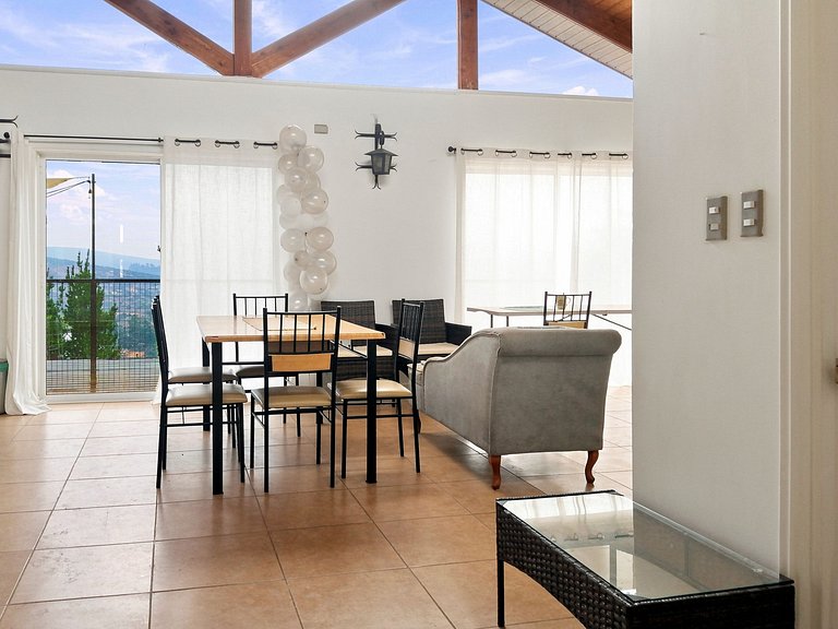 Oceana Suites Limache con Piscina