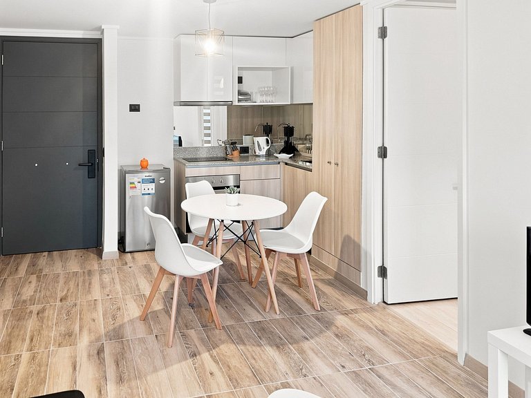Apartment with lagoon and water sports