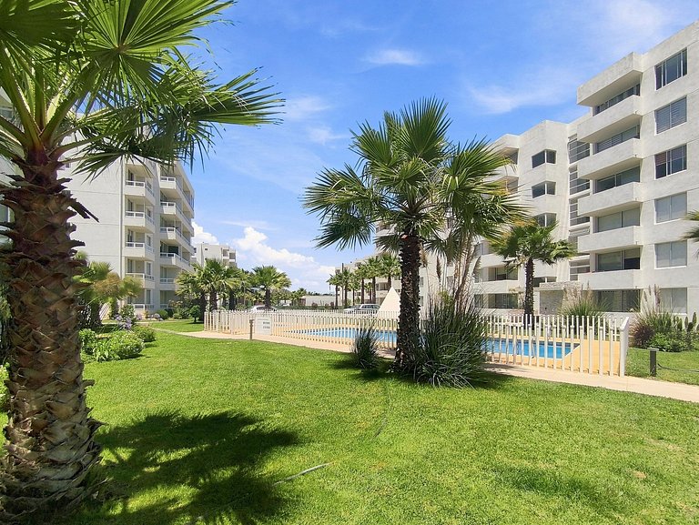 Apartment minutes from Faro Monumental, La Serena.