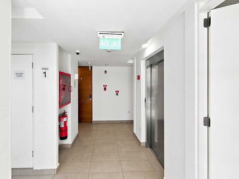 Apartment minutes from Faro Monumental, La Serena.