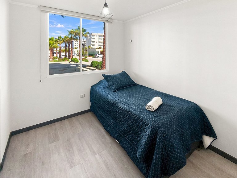 Apartment minutes from Faro Monumental, La Serena.