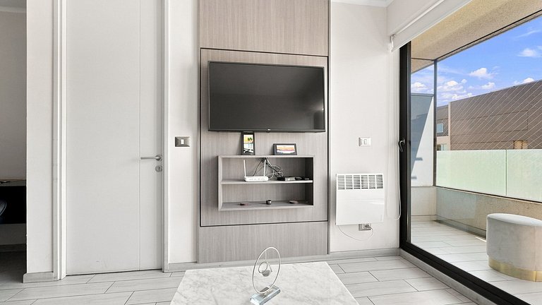 Apartamento a poucos passos do Metrô Irarrázaval