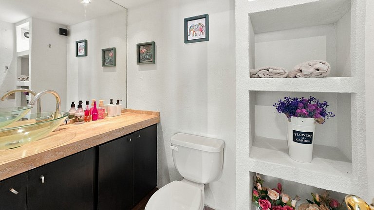 Apartamento com excelente localização em Providencia.