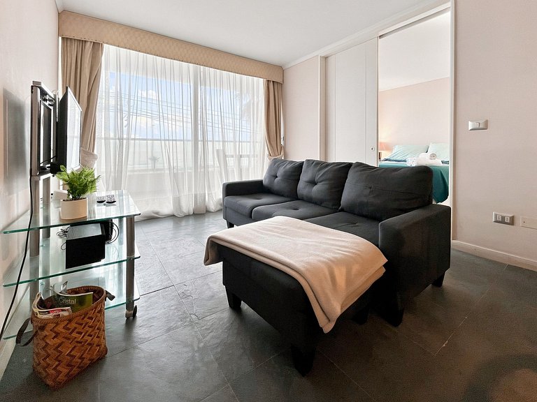 Oceana Suites Neohaus