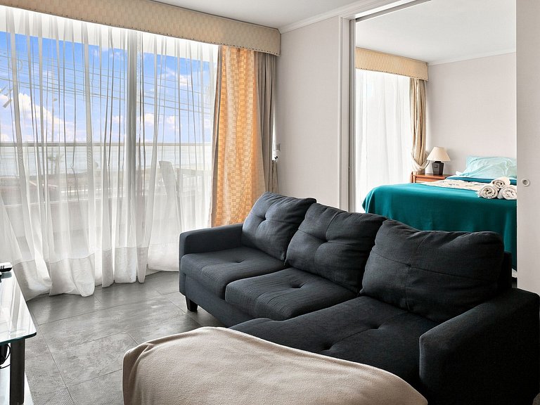 Oceana Suites Neohaus