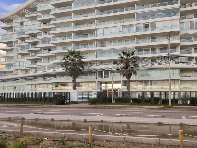 Oceana Suites Neohaus