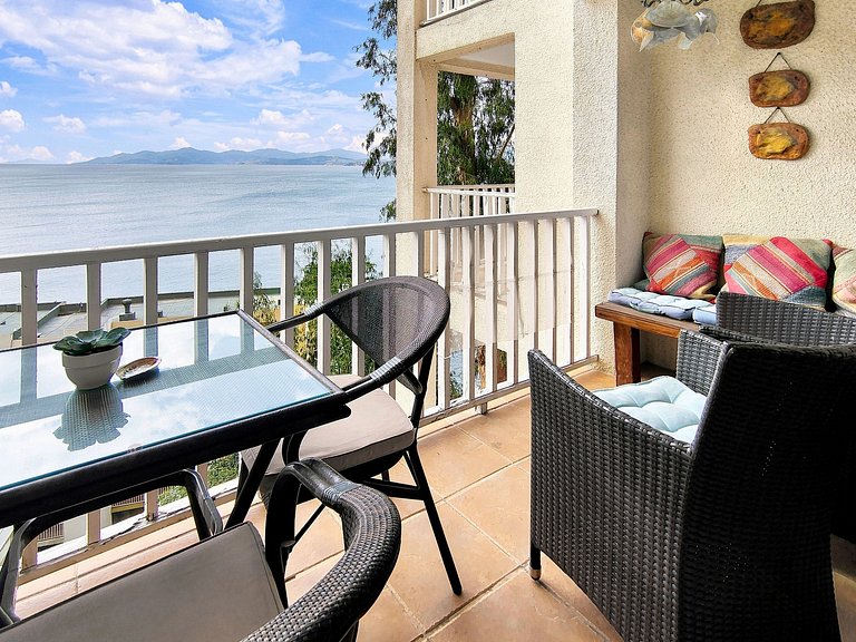 Apartamento com vista para o mar, Horcón.