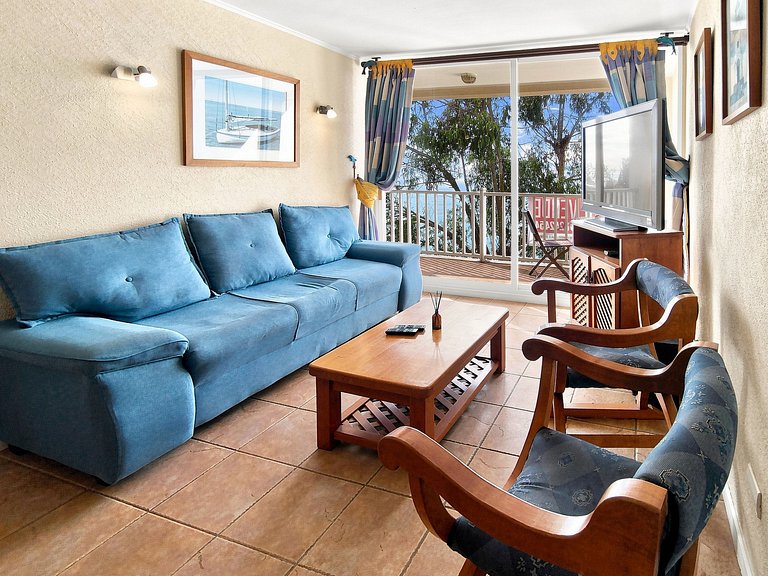 Apartment with ocean view in Bahía Pelícanos.