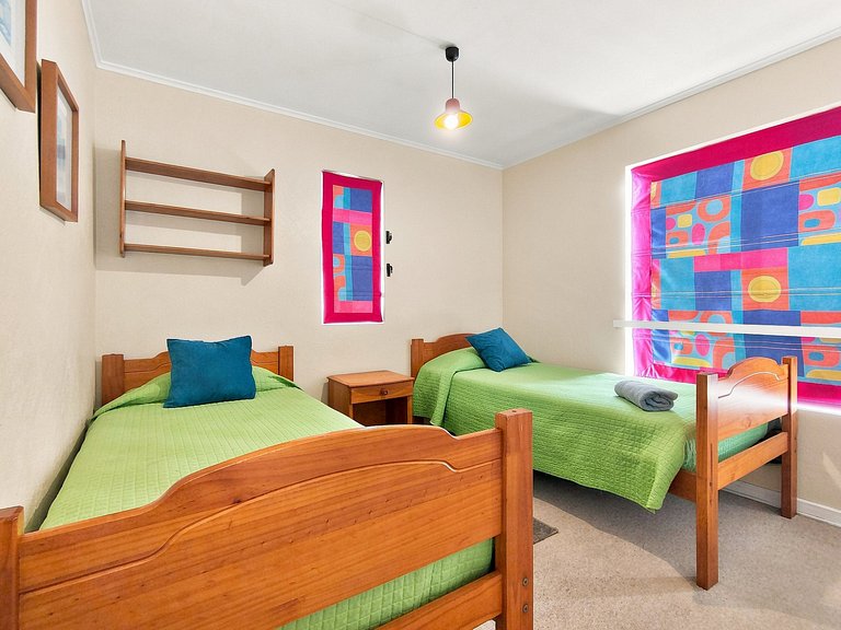 Apartment with ocean view in Bahía Pelícanos.