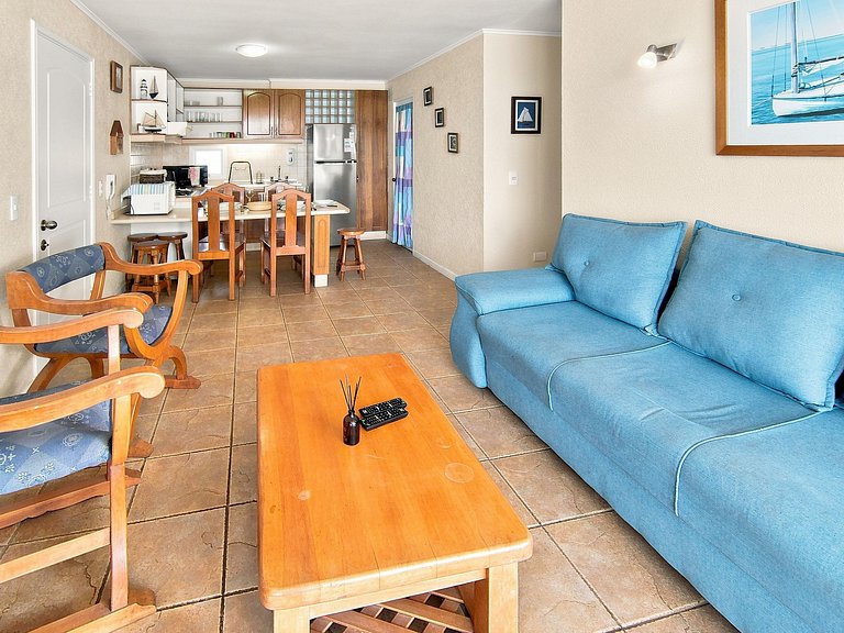 Apartment with ocean view in Bahía Pelícanos.