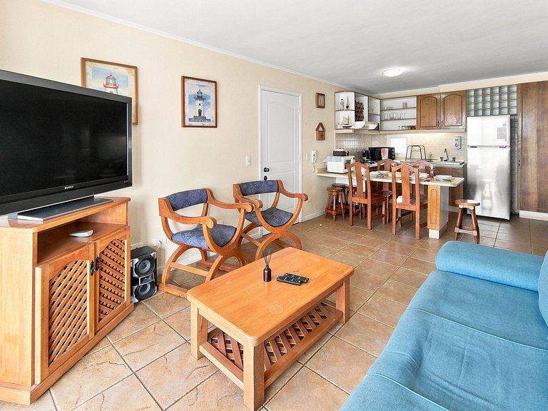 Apartment with ocean view in Bahía Pelícanos.