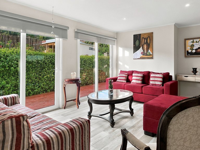 House with pool and hot tub near La Serena