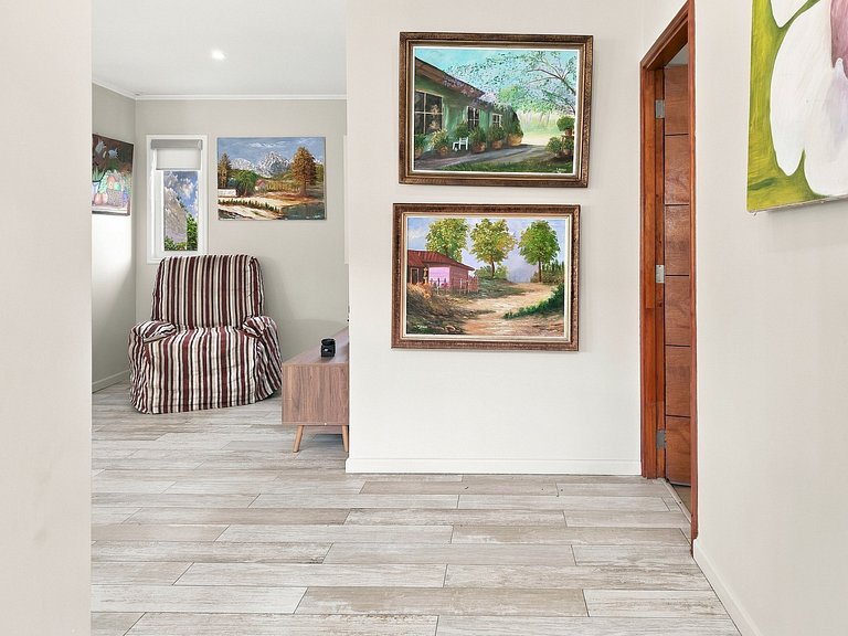 House with pool and hot tub near La Serena