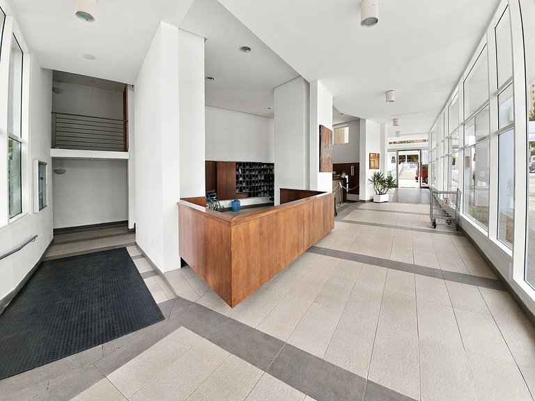Apartment steps from the sea and Mall Marina, Viña del Mar.