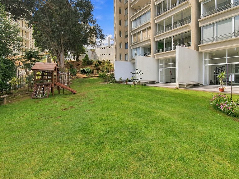 Apartment steps from the sea and Mall Marina, Viña del Mar.