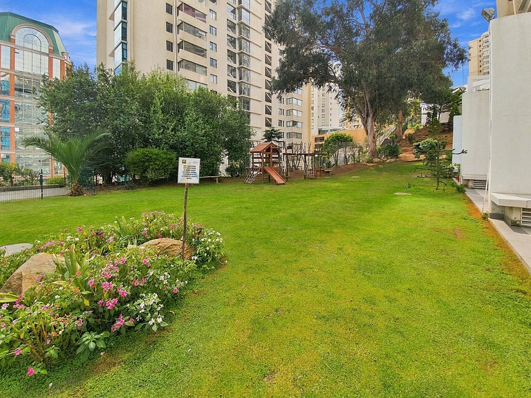 Apartment steps from the sea and Mall Marina, Viña del Mar.