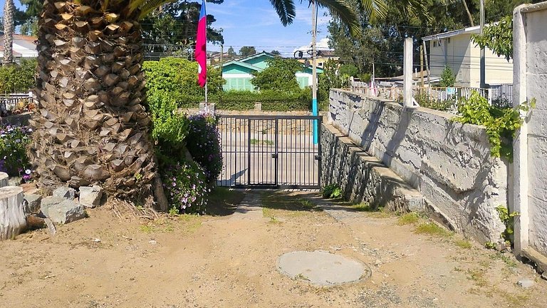 Cabin steps from the El Quisco coast