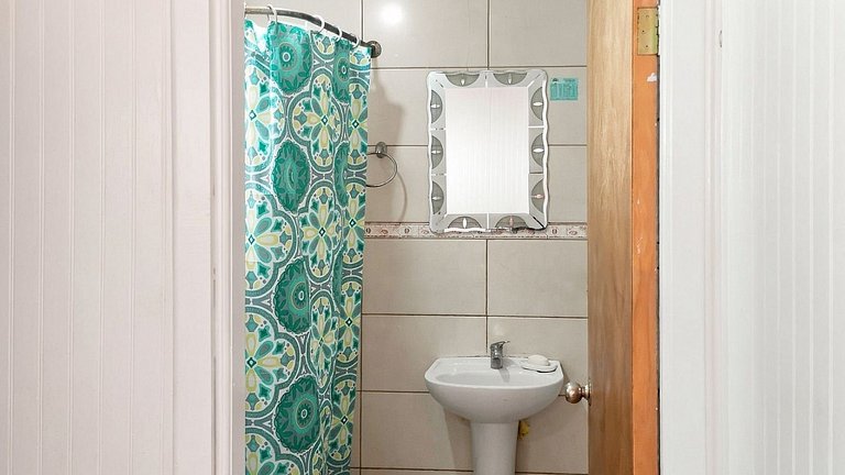 Cabin minutes from the beach in El Quisco