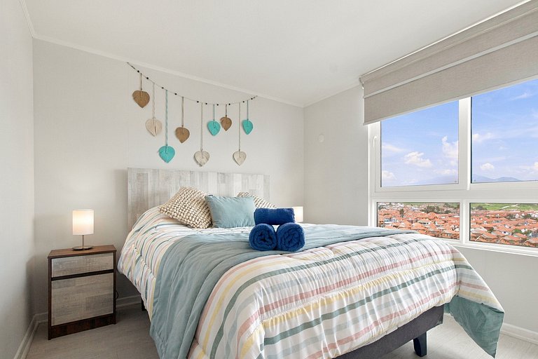 Apartamento em La Herradura com Piscina e Vista