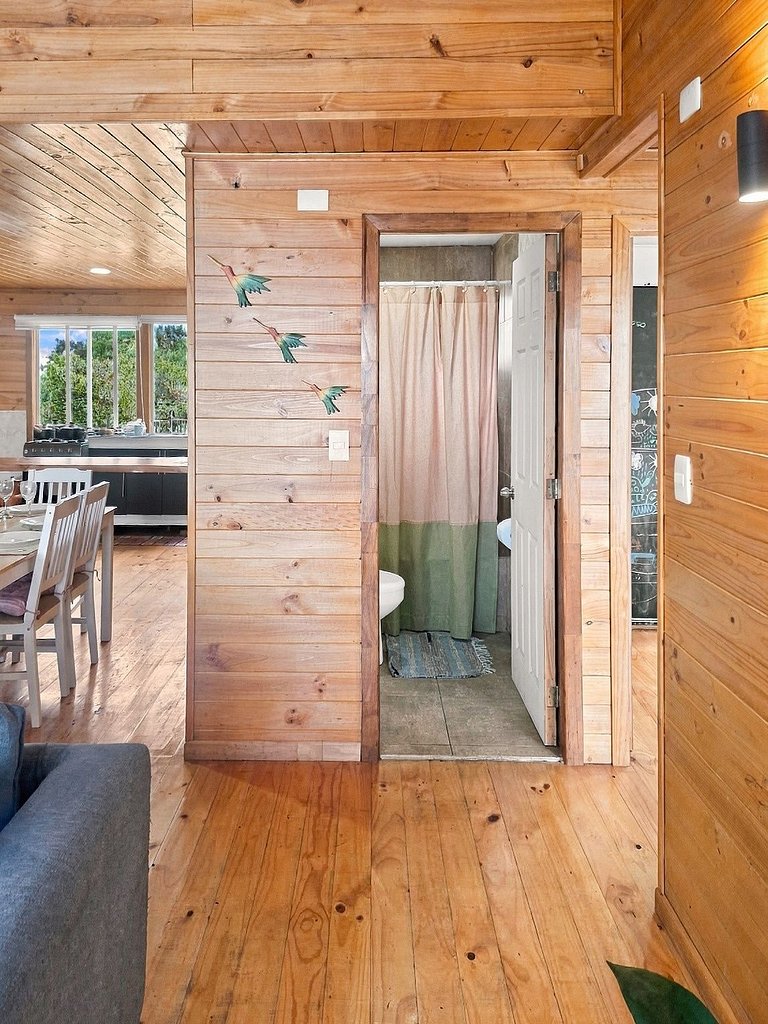 Casa en entorno costero de Chiloé