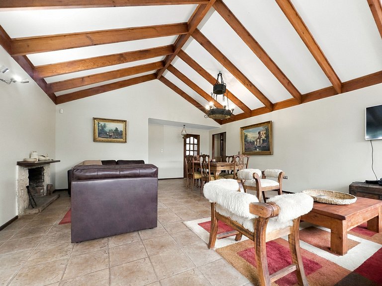 Casa familiar com piscina em Olmué