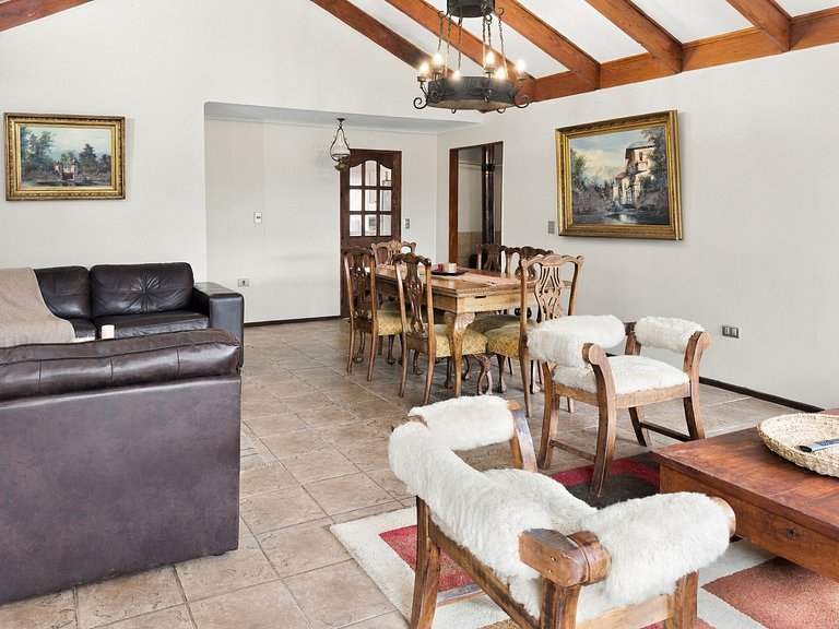 Oceana Suite, Casa Olmue